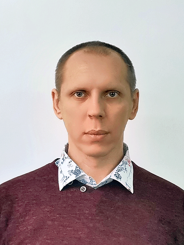 Елисеев Сергей Сергеевич.